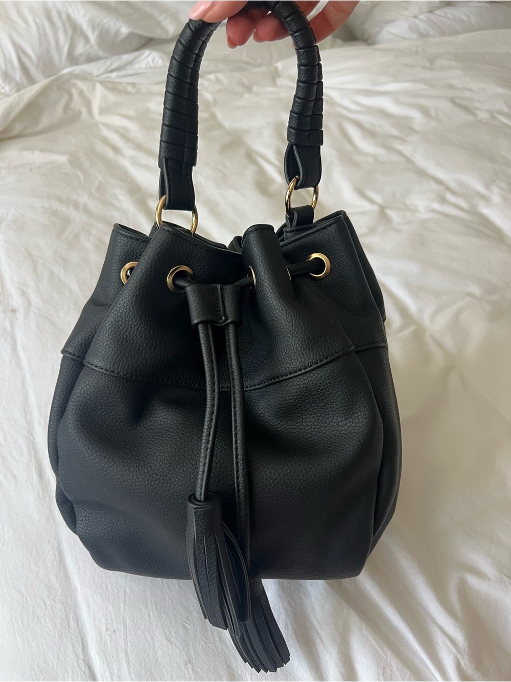 Black Leather Drawstring Bucket Bag - lulus